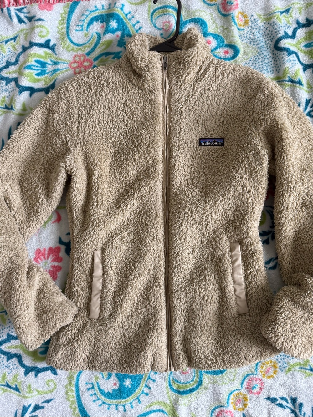 Patagonia Women's Tan Teddy Fleece Full-Zip Jacket